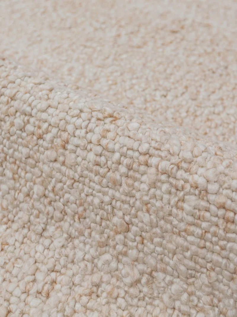 Kurzflor-Teppich Bouclé-Melange · 100 % Polyester · handgewebt, 10 mm Flor