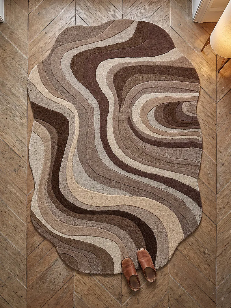 Wollteppich in geschwungener Form · handgetuftet · Wellenmotiv, 8 mm Flor