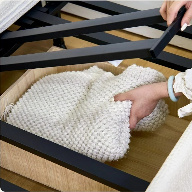 3-in-1-Schlafsofa aus Samtstoff mit Stauraum darunter