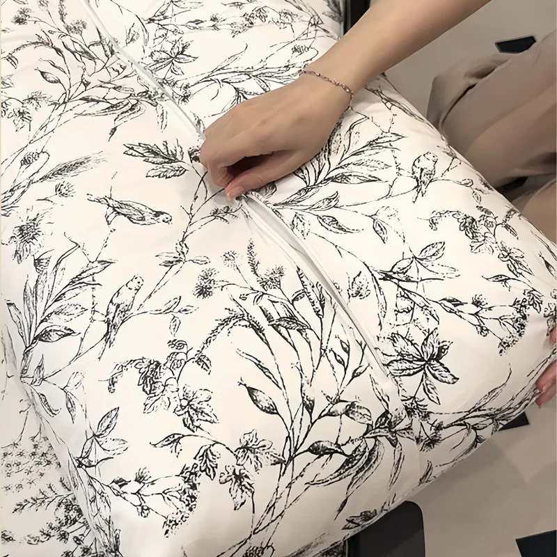 Schlafsofa aus massivem Eschenholzrahmen und bedrucktem Veloursstoff