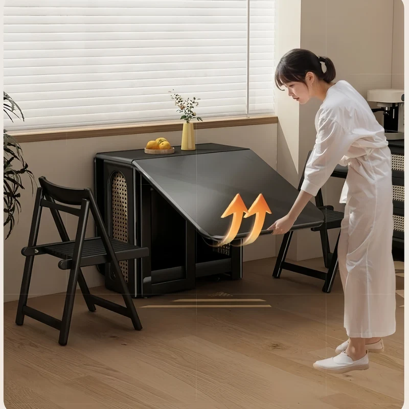 Esstisch aus massiver Eiche mit zwei Klappplatten und 4 Stühlen – Schwarz