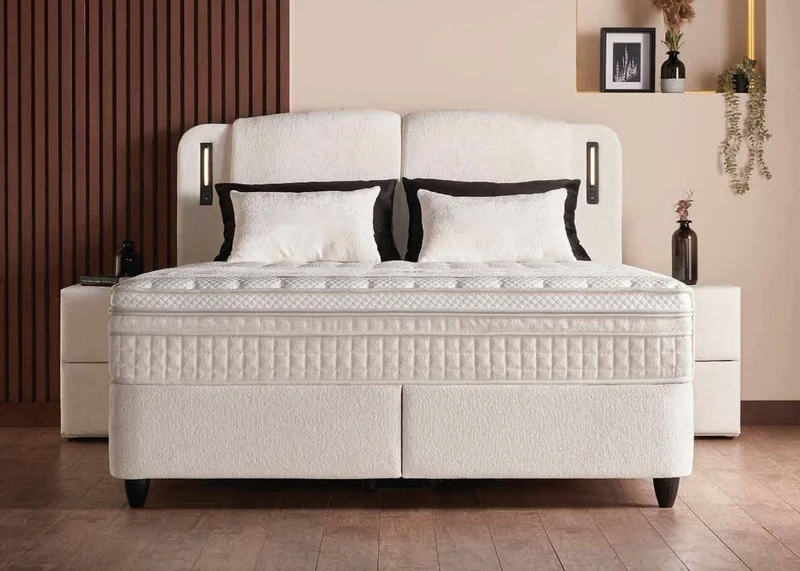 Casa Padrino Luxus Boxspringbett mit zweiteiligem Kopfteil und Leseleuchten Creme 180 x 200 cm - Luxus Schlafzimmer Möbel