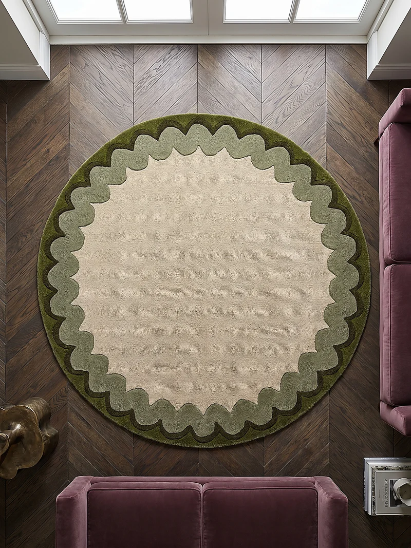Wollteppich mit Wellenrand · handgetuftet, 5 mm Flor · 3.250 g/m²