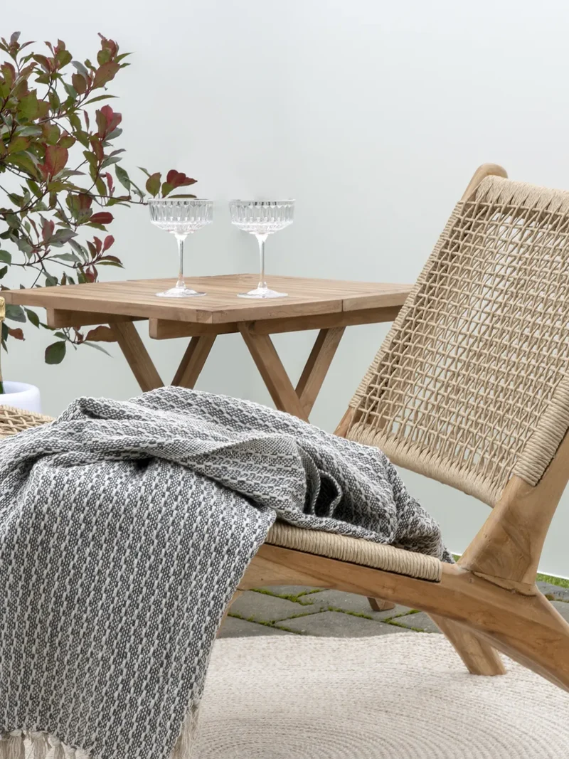 Bilbao Beistelltisch Teak, natur