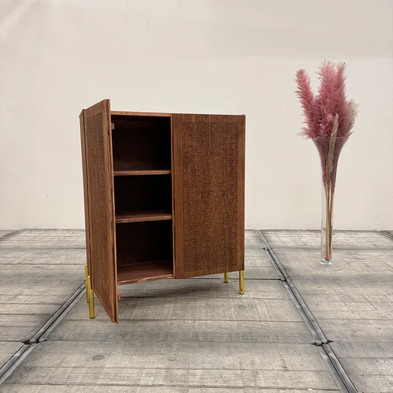 Thomas Klotz Upcycling Kommode Schrank Typografie Kiefer Massiv Unikat