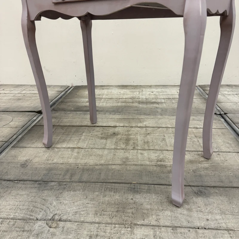 Thomas Klotz Upcycling Schminktisch „Alice im Wunderland“ Zartlila Lavendel Design Unikat