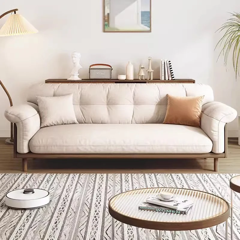 Gepolstertes Sofa aus Baumwollleinen im Japandi-Stil