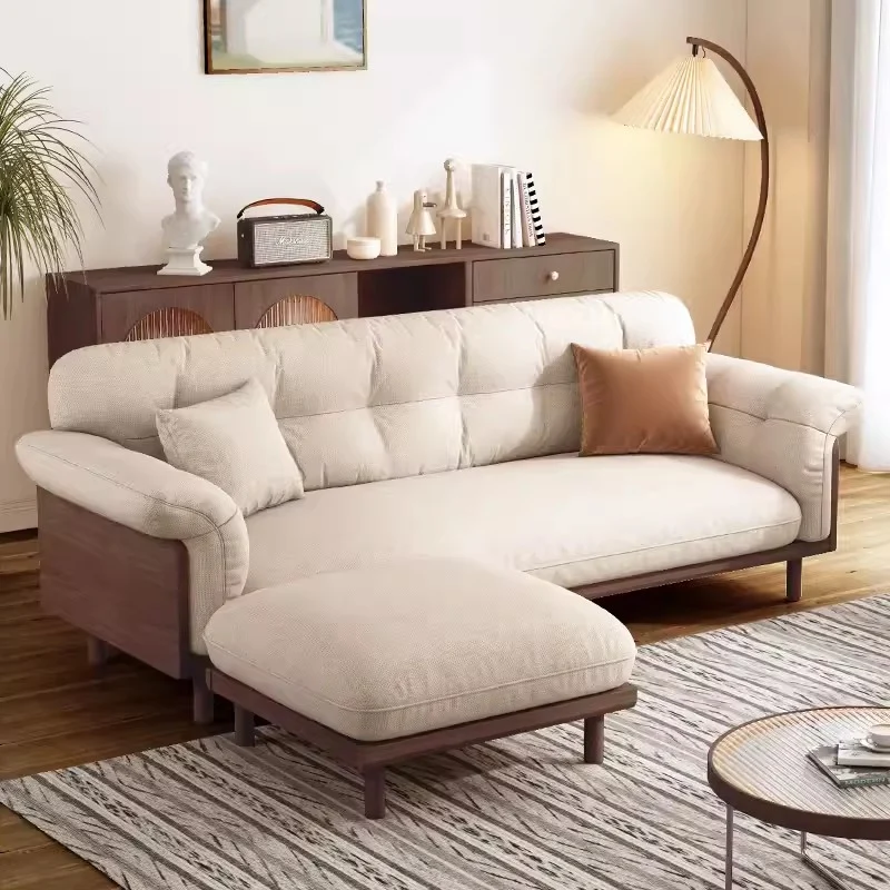 Gepolstertes Sofa aus Baumwollleinen im Japandi-Stil