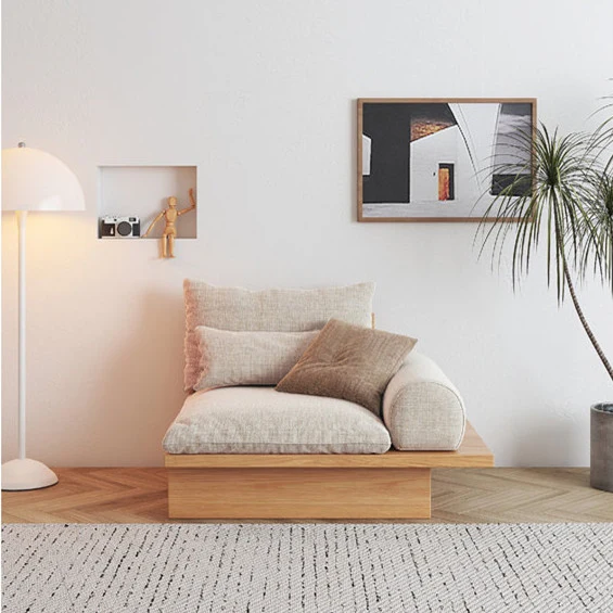 Japandi-Sofa aus Massivholz mit Stauraum darunter