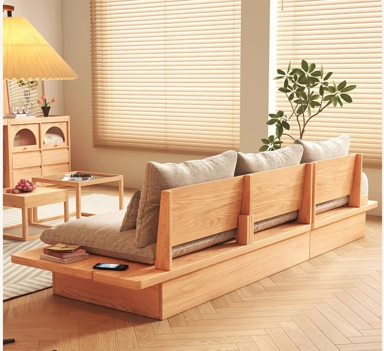 Japandi-Sofa aus Massivholz mit Stauraum darunter