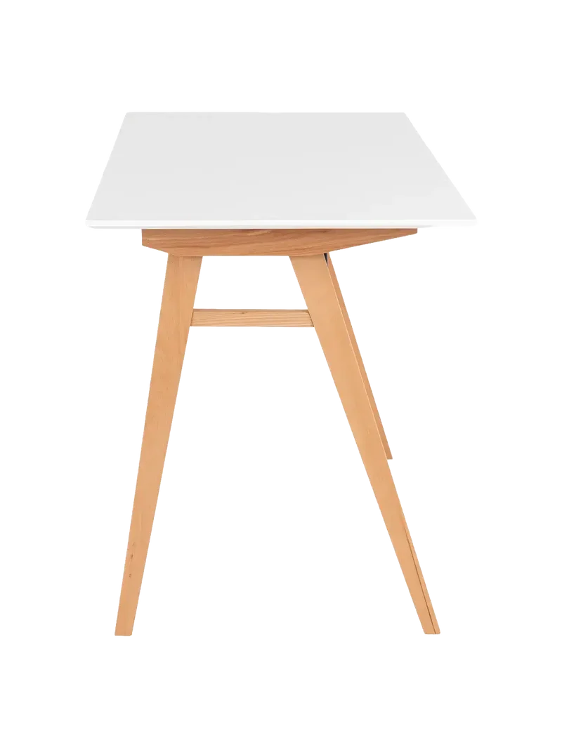 Vojens Schreibtisch