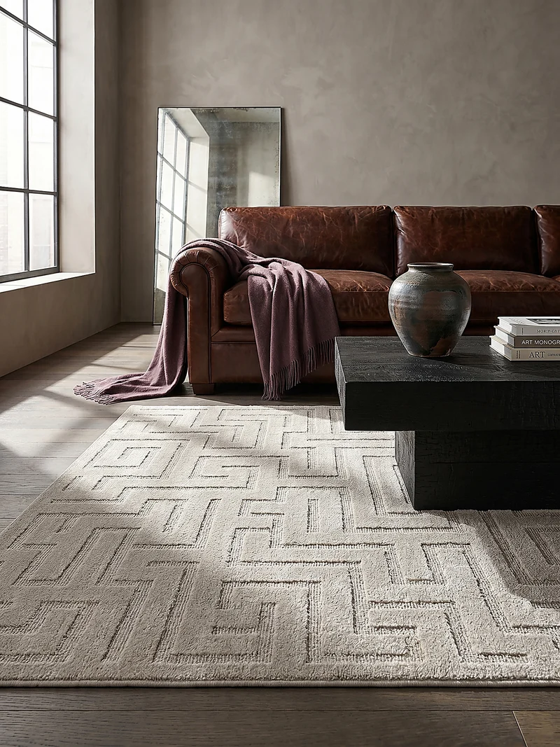 Kurzflor-Teppich Labyrinth-Linien - Polypropylen-Polyester-Mix, 13 mm Gesamthöhe