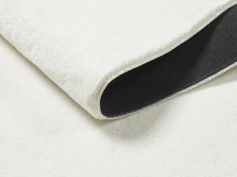 Kurzflor-Teppich Uni plüschig - Polyester, 14 mm Gesamthöhe