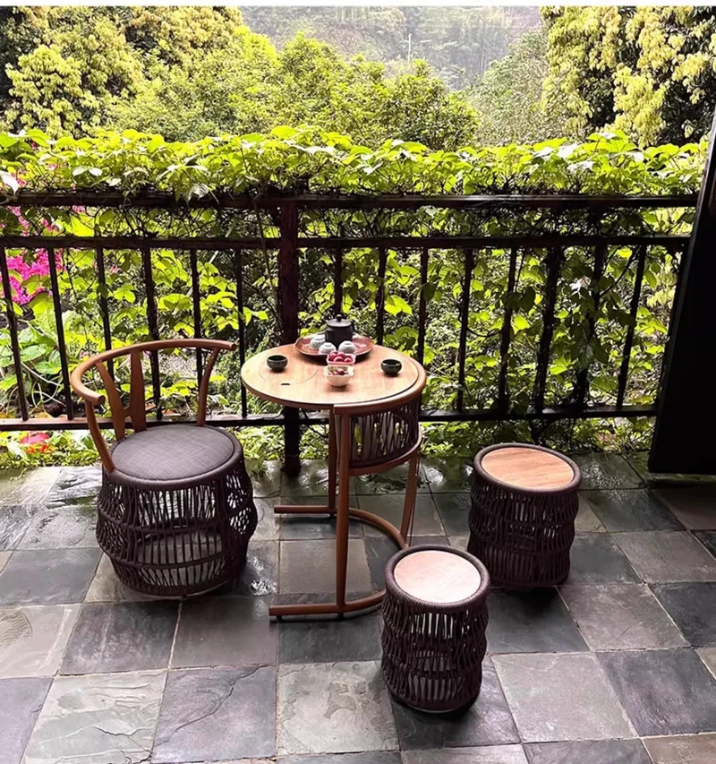 Platzsparender Tisch aus geflochtenem PE-Seil, Aluminiumrahmen, stapelbare Stühle für Veranda, Hinterhof, Balkon, Garten