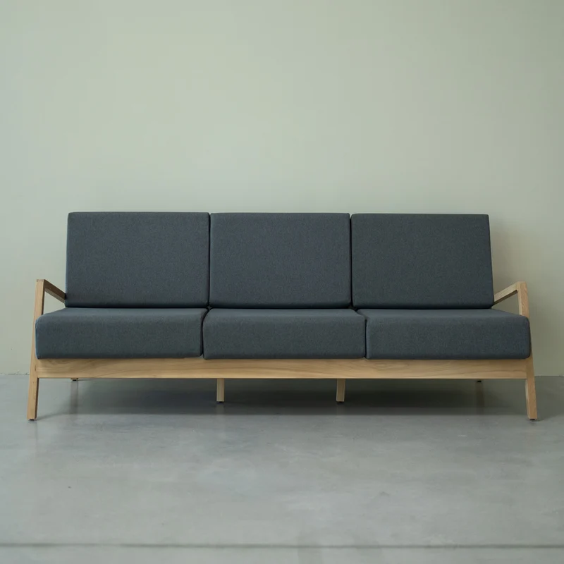 Dreisitzer-Sofa aus Massivholz SWEDEN | NordicStory