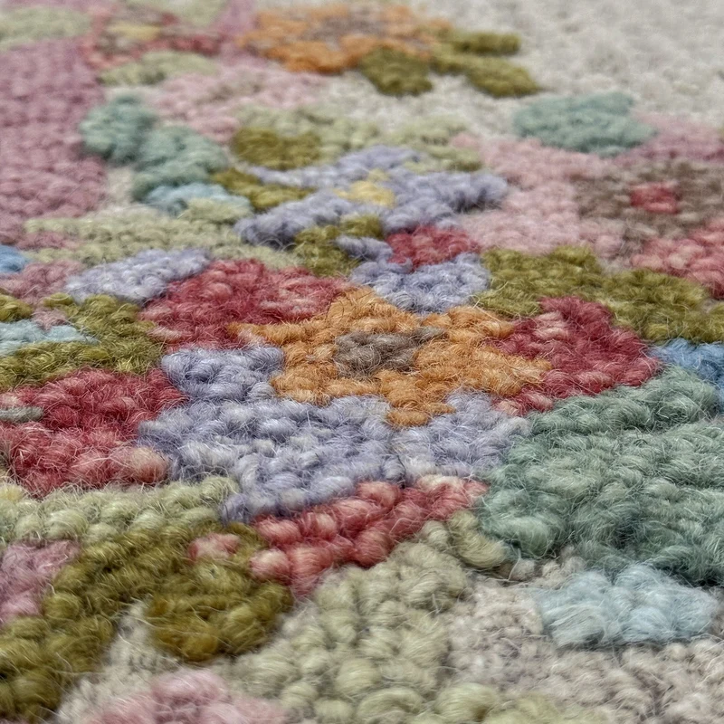 Wollteppich Blumenbordüre · 100 % Wolle · handgetuftet · 8 mm Kurzflor