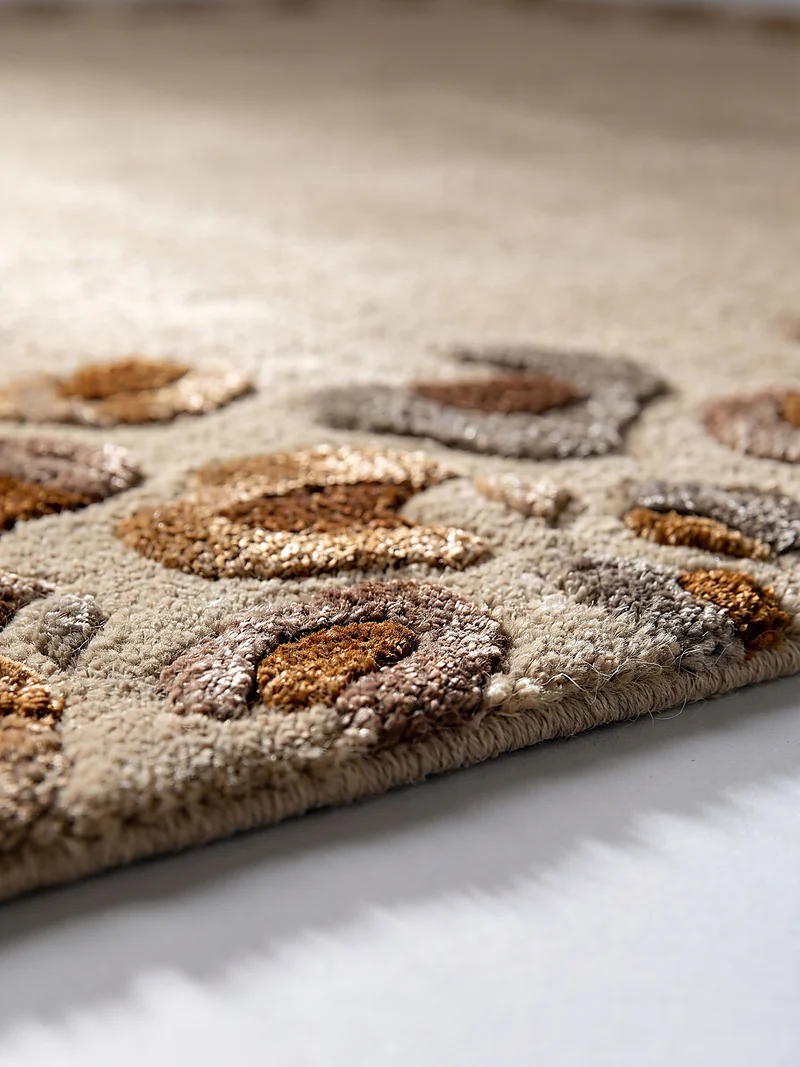 Designteppich Leopard-Print Border · Woll-Viskose-Mix · Cremeweiß · 7 mm Hand-Tufted