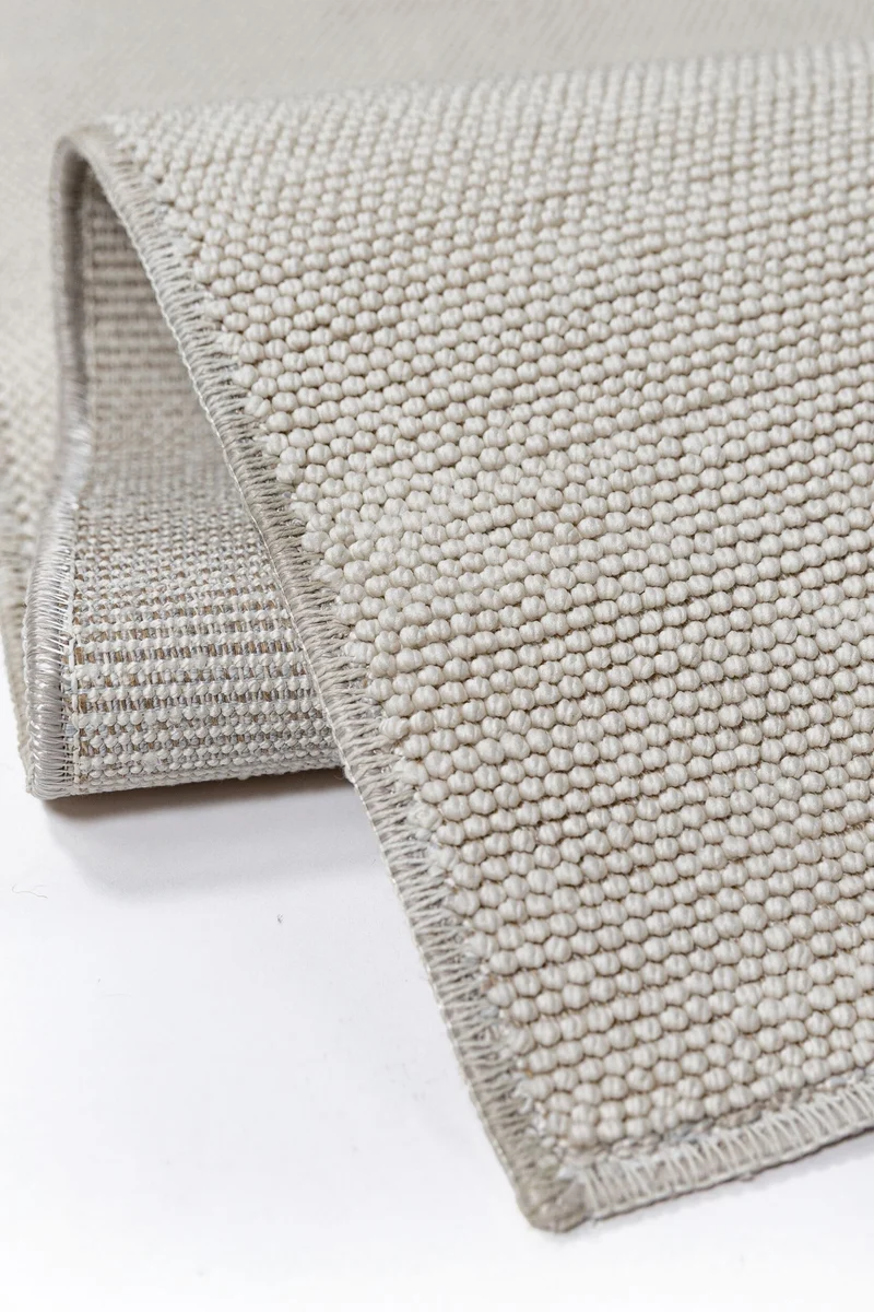 Waschbarer Flachgewebe-Teppich · Bouclé-Look · 100 % recyceltes Polyester · Hellgrau