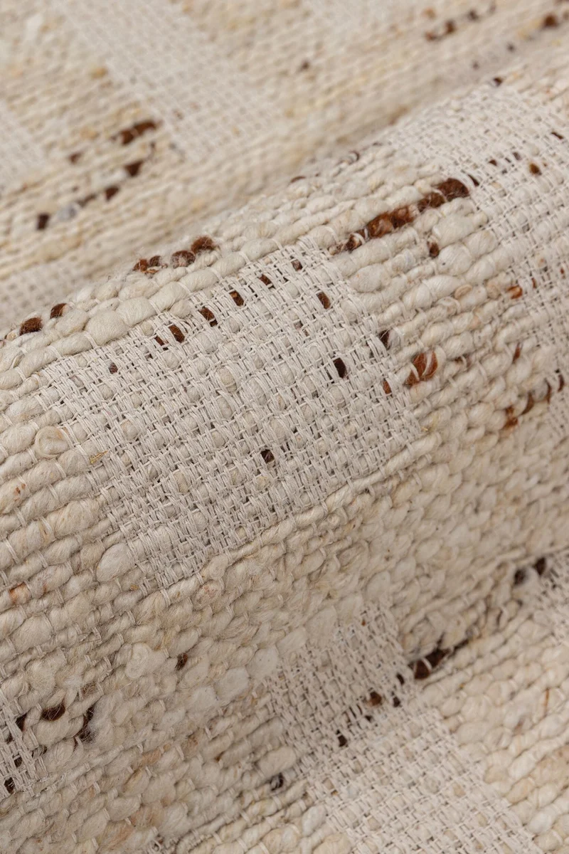 Flachgewebe-Teppich Block-Patchwork · 65 % Wollanteil · Handloomed · Naturweiß mit Akzenten