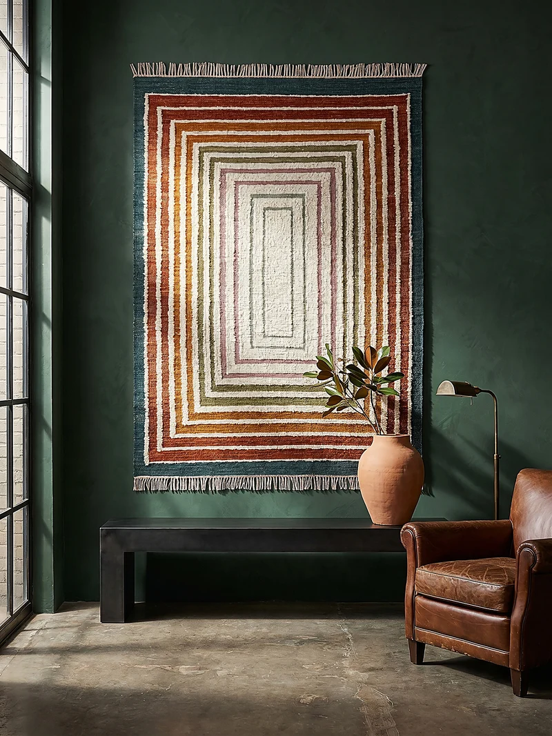 Flachgewebe-Teppich Bouclé-Frame · 74 % Wollanteil · handgewebt mit Fransen
