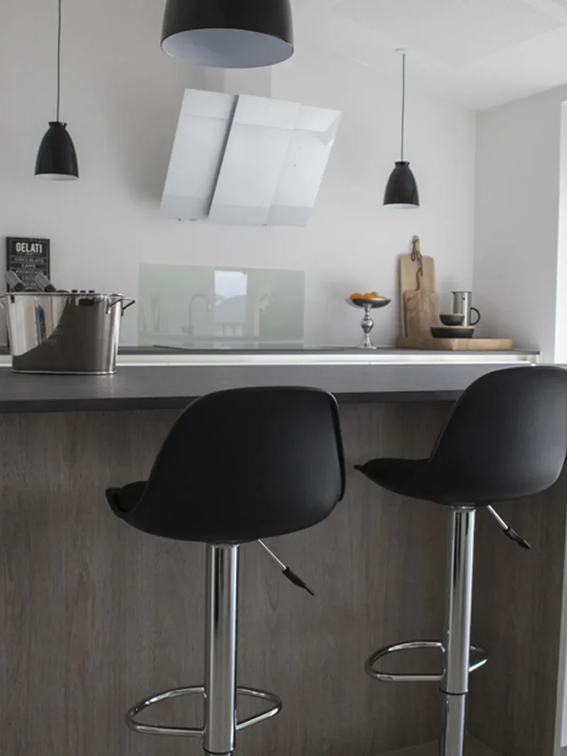 Trondheim Barhocker PU, schwarz, Chrombeine