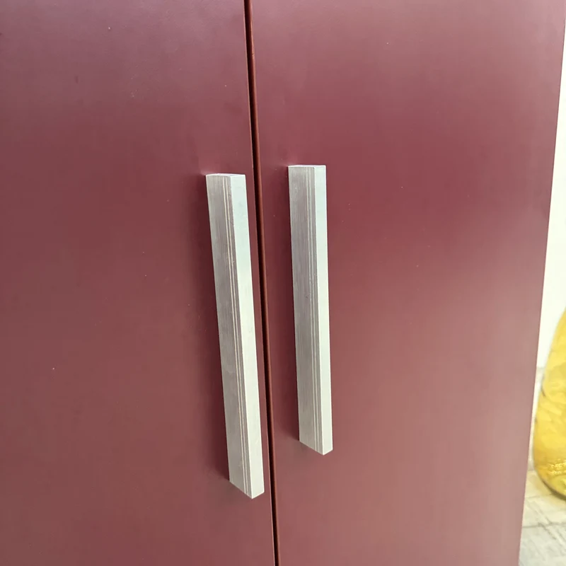 Kleiderschrank Rot R 2-türig Garderobenschrank Bordeauxrot Schrank Gebraucht