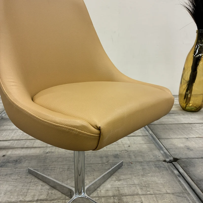 Drehstuhl Beige 4-Stern-Fußkreuz Ocker Kunstleder Stuhl Gebraucht
