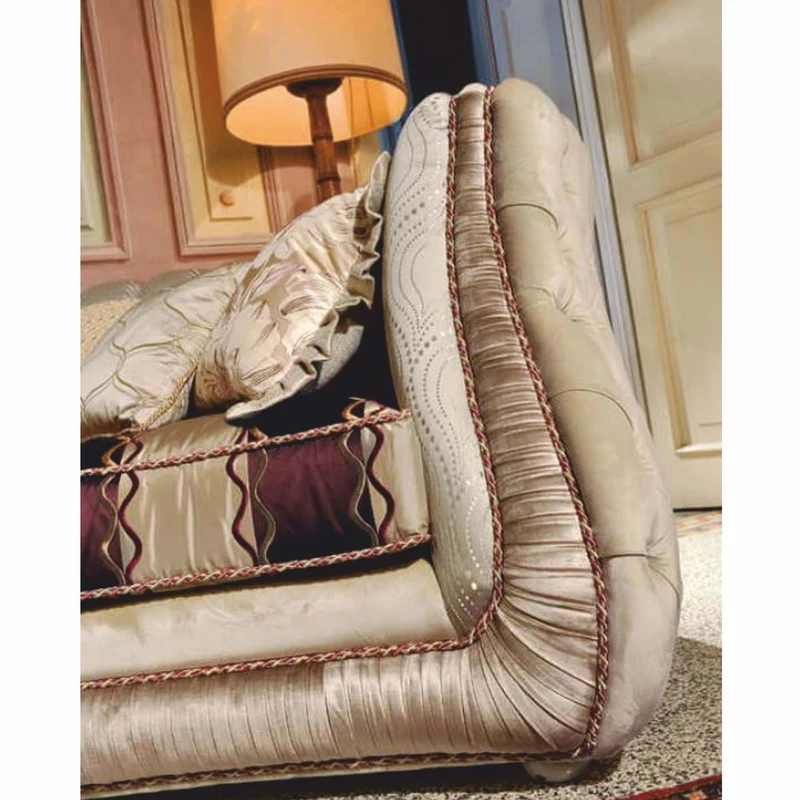 Casa Padrino Luxus Barock 2er Sofa Creme / Gold / Bordeauxrot 220 cm - Barock Hotel & Wohnzimmer Möbel - Made in Italy