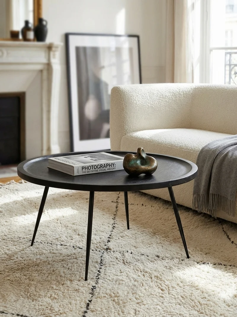 Couchtisch in Schwarz aus Metall und massivem Mangoholz mit natürlicher Maserung, 75x75x38 cm