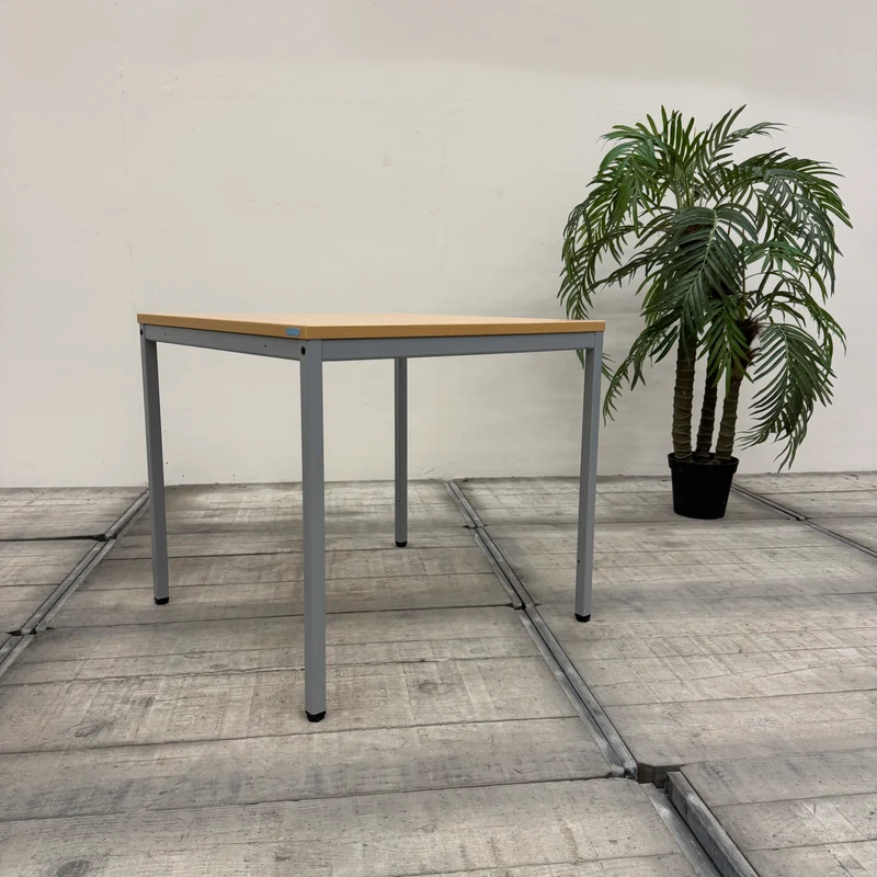 Beistelltisch Besprechungstisch Quadratisch Holz Buchen Metallgestell Tisch Gebraucht