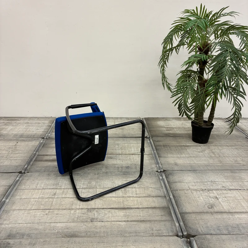 Sitland Freischwinger Blau Schwarz Büro Konferenz Stuhl Gebraucht
