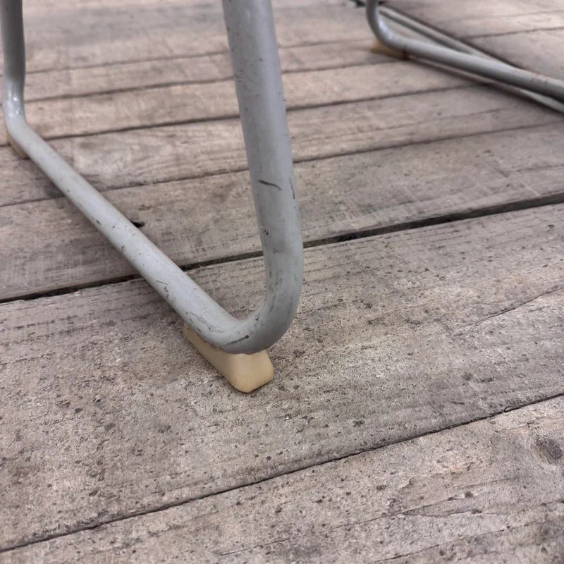 Schulstuhl Dunkelbraun Holz Metall Kufen-Gestell Stuhl Gebraucht