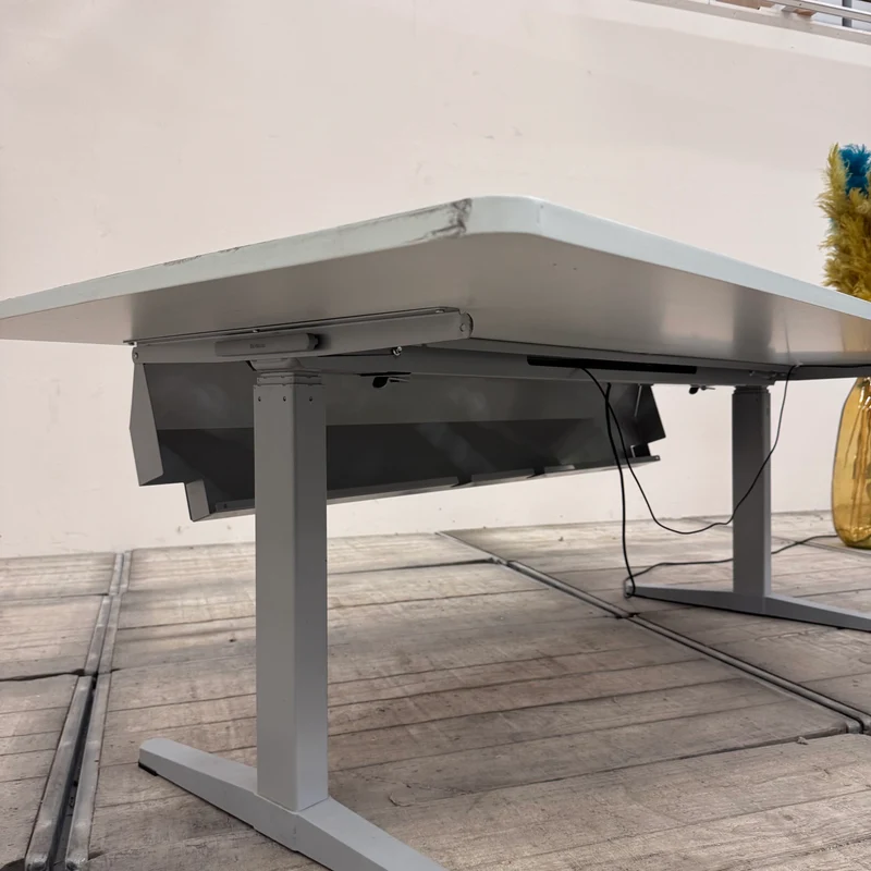 Linak Elektrisch Höhenverstellbarer Schreibtisch Weiß Holz Tisch 200x90 Gebraucht