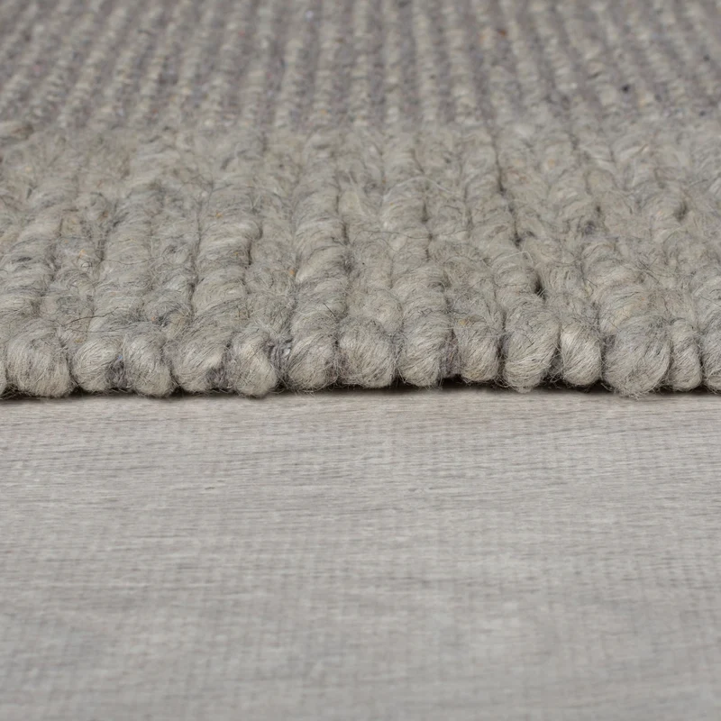 Wollteppich Strickstruktur · 69-78 % Wollanteil · 6 mm Kurzflor