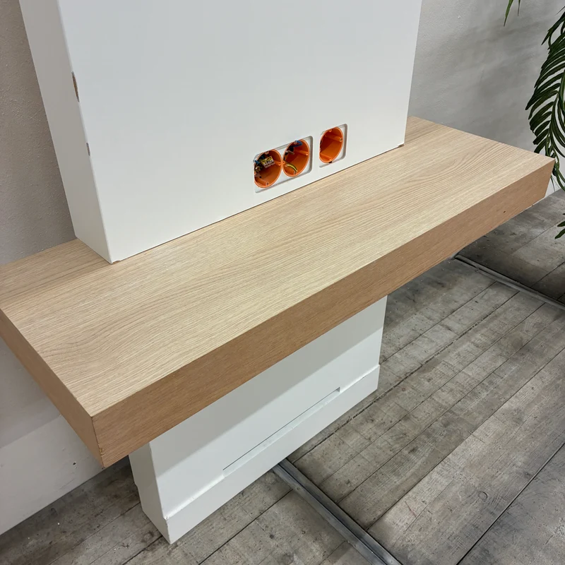 Hotel Schreibtisch TV Konsole Medienelement Wandmodul Weiß Holz Gebraucht