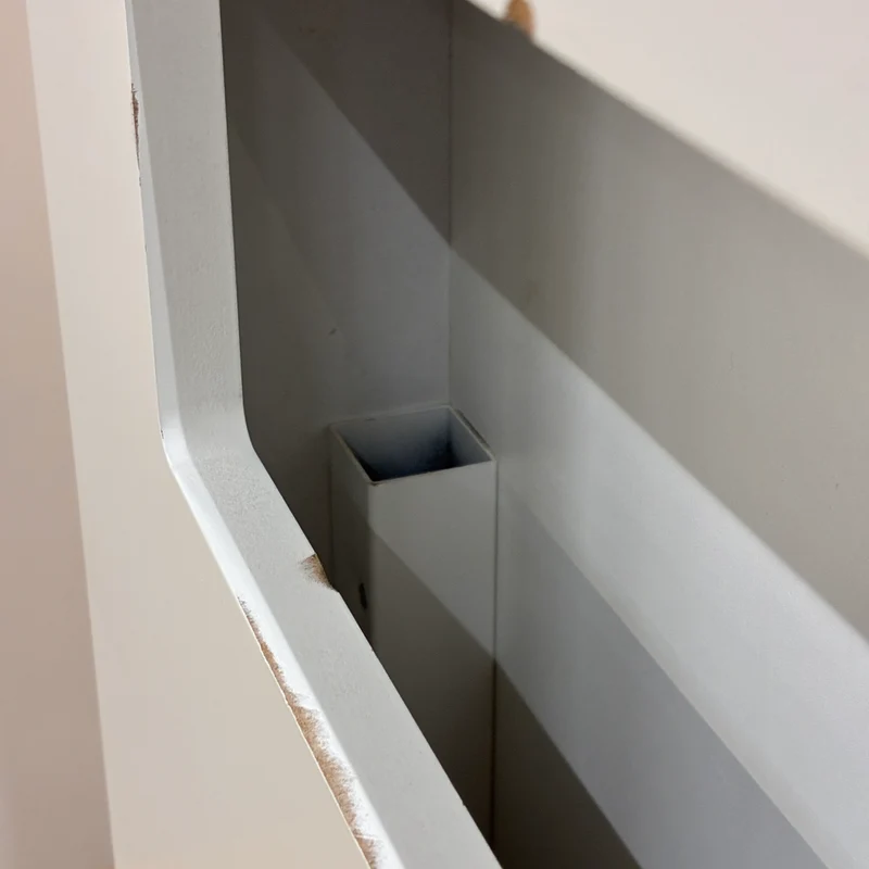 Hotel Schreibtisch TV Konsole Medienelement Wandmodul Weiß Holz Gebraucht