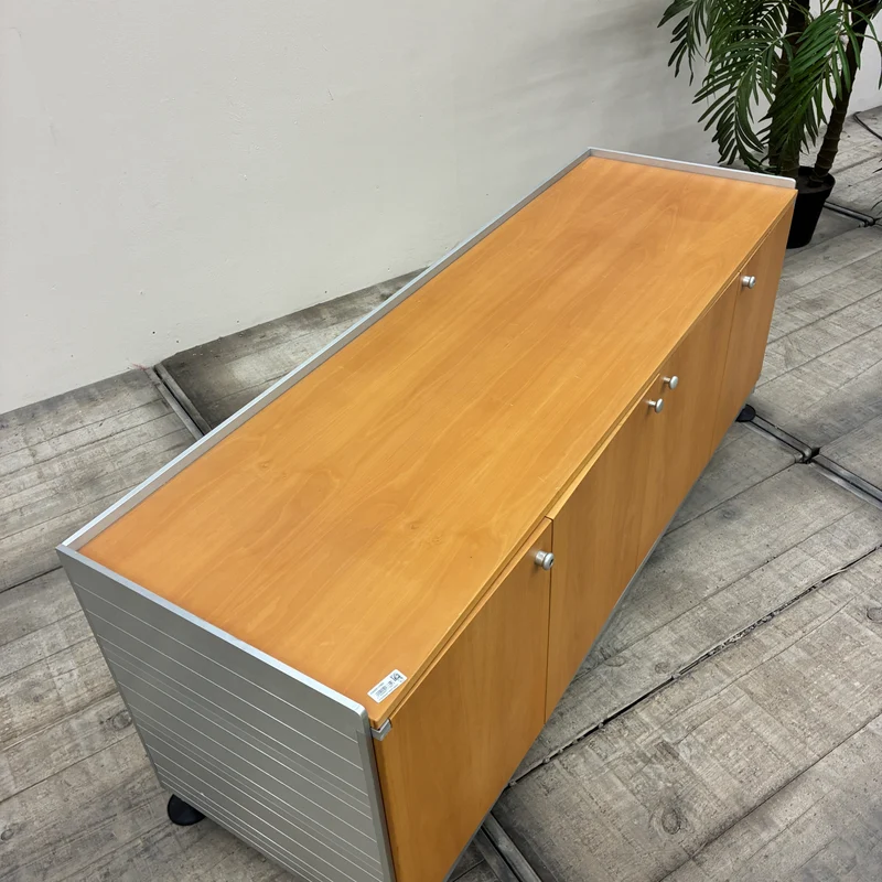 Vitra Spatio Sideboard mit Flügeltüren Büromöbel Holz Metall Sideboard Gebraucht