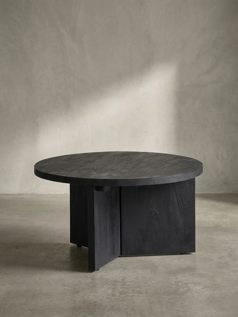 Couchtisch rund in Schwarz, aus Massivholz Mango, 60x60x33cm, Dreibein-Design, Niedrig, Modern, mit Naturholzmaserung