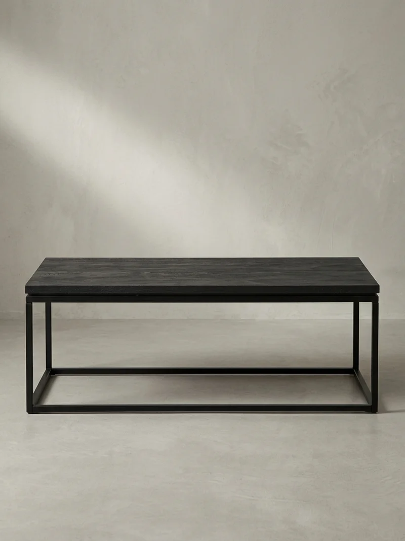 Couchtisch aus Mango Massivholz und Metall, Quadratisch, Natürliche Holzmaserung, Moderner Stil