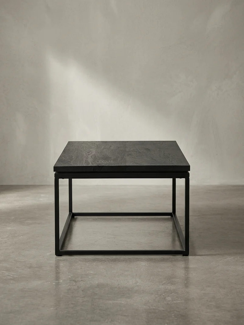 Couchtisch aus Mango Massivholz und Metall, Quadratisch, Natürliche Holzmaserung, Moderner Stil