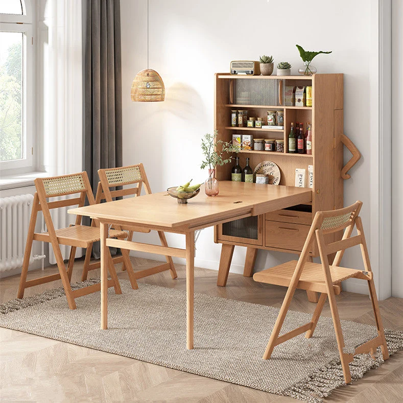 Platzsparender Sideboard-Tisch mit Klappstühlen
