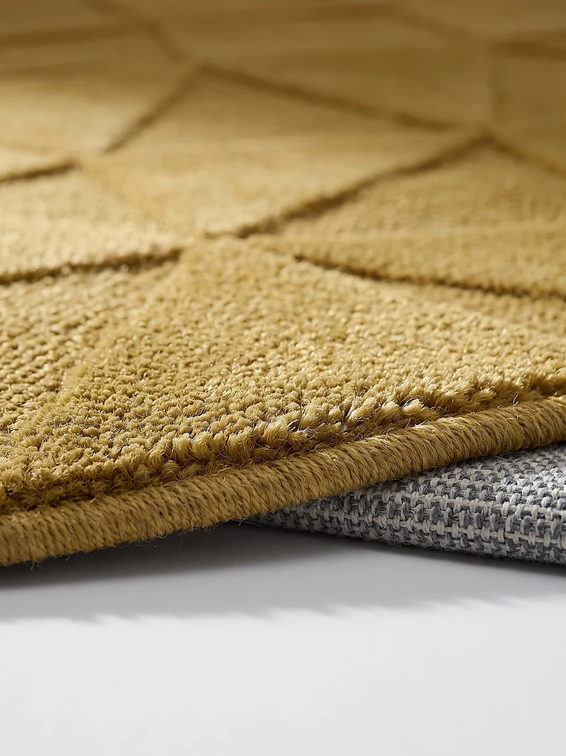 Wollteppich Scherbenrelief · 100 % Wolle · 10 mm Kurzflor