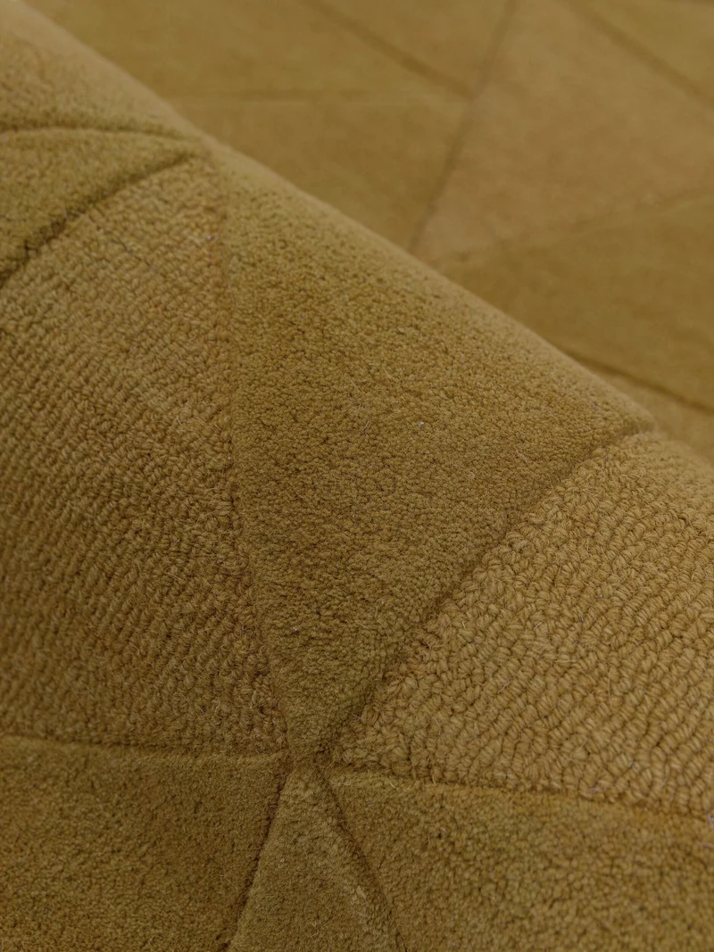 Wollteppich Scherbenrelief · 100 % Wolle · 10 mm Kurzflor