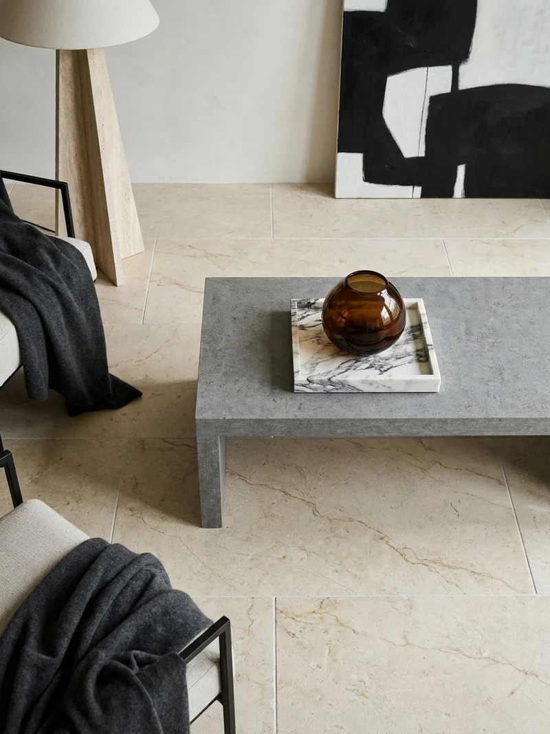 Couchtisch in Beton-Optik, zeitloses Design, rechteckig, schlicht
