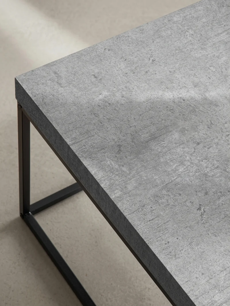 Couchtisch in Stein-Optik mit Metallbeinen, Modernes Design, Rechteckig, Groß