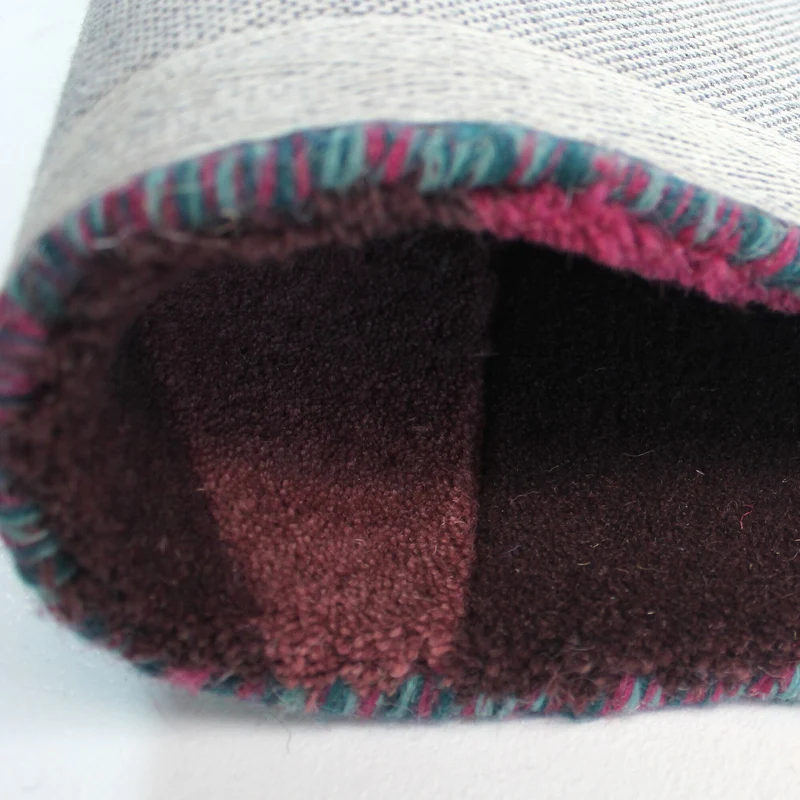 Wollteppich Dreiecks-Relief · 100 % Wolle · 10 mm Kurzflor