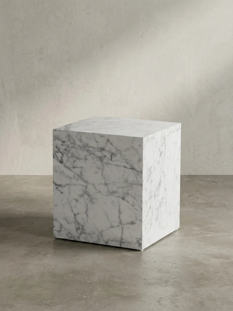 Couchtisch MONOBLOC in Hochglanz mit Marmor-Optik, Würfelform