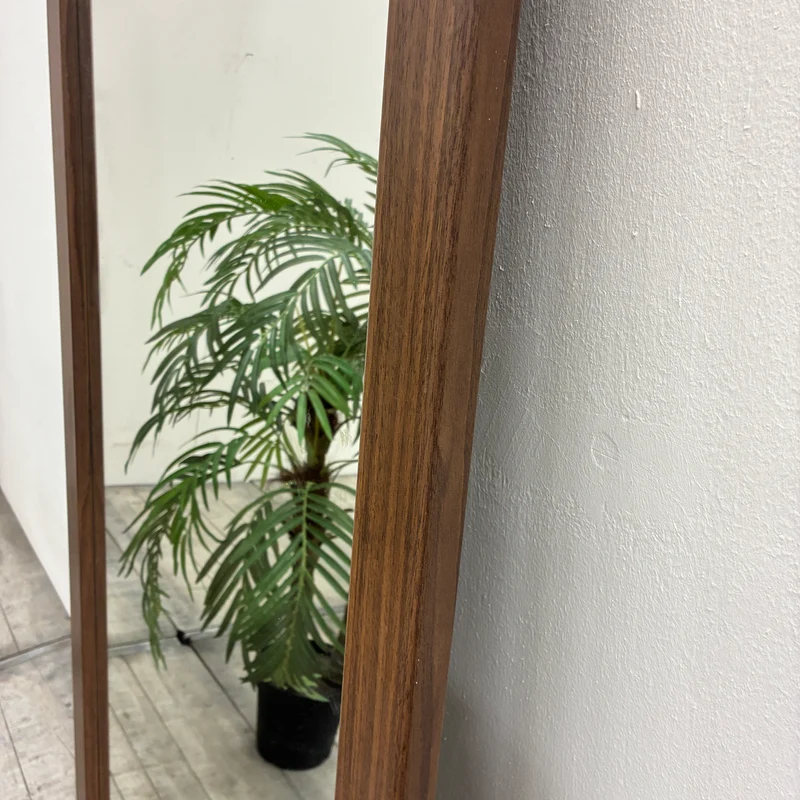 Wandspiegel 200x71cm Ganzkörperspiegel Holzrahmen Braun Nussbaum Spiegel Gebraucht