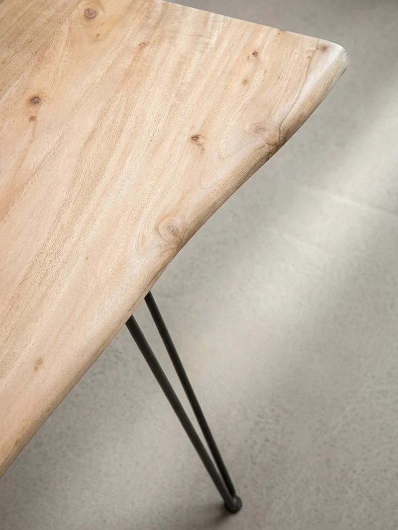Schreibtisch – Massivholz/Metall, 150x36x75 cm, Baumkante, Haarnadelbeine
