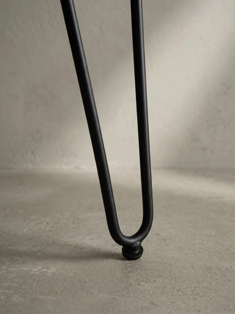 Schreibtisch – Massivholz/Metall, 150x36x75 cm, Baumkante, Haarnadelbeine